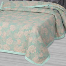 Покрывало 240х235 см жаккард Тропики зеленые